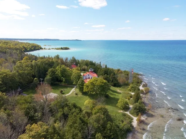 Grand Traverse Lighthouse — photo 2